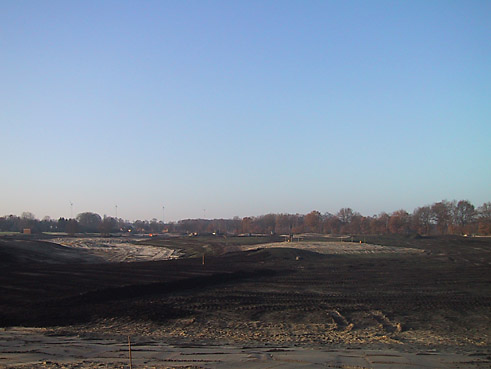 Die günstige Witterung im frühen Dezember 2006 erlaubt weiterhin die Fortsetzung der Baumaßnahmen, so daß das gesamte Projekt hervorragend im Zeitplan liegt...