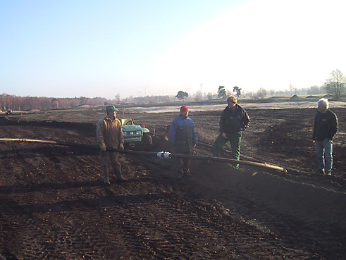 Die günstige Witterung im frühen Dezember 2006 erlaubt weiterhin die Fortsetzung der Baumaßnahmen, so daß das gesamte Projekt hervorragend im Zeitplan liegt...