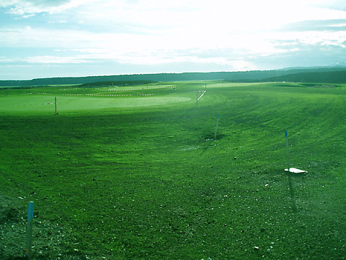 Gegenwärtig im Bau: die 36-Loch-Golfanlage in Golf Valley, bei Holzkirchen in Bayern; nur wenige Minuten Fahrt im Süden von München; gebaut mit dem Know How von GOLFPLATZBAU Brehmer + Kooistra GmbH.