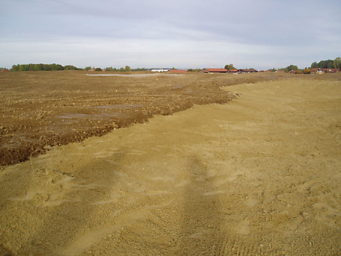 Gegenwärtig im Bau: die 36-Loch-Golfanlage in Golf Valley, bei Holzkirchen in Bayern; nur wenige Minuten Fahrt im Süden von München; gebaut mit dem Know How von GOLFPLATZBAU Brehmer + Kooistra GmbH.