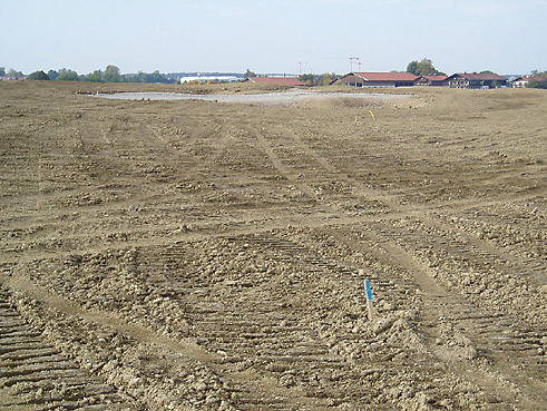 Gegenwärtig im Bau: die 36-Loch-Golfanlage in Golf Valley, bei Holzkirchen in Bayern; nur wenige Minuten Fahrt im Süden von München; gebaut mit dem Know How von GOLFPLATZBAU Brehmer + Kooistra GmbH.