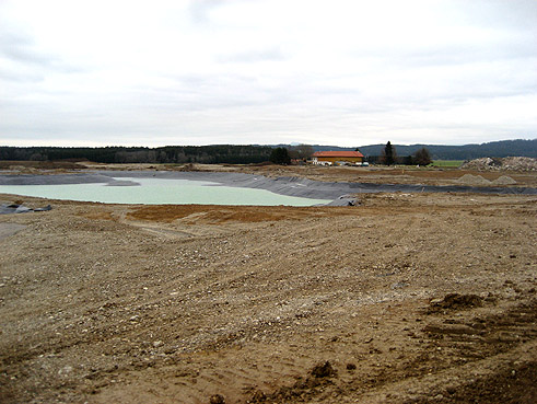 Gegenwärtig im Bau: die 36-Loch-Golfanlage in Golf Valley, bei Holzkirchen in Bayern; nur wenige Minuten Fahrt im Süden von München; gebaut mit dem Know How von GOLFPLATZBAU Brehmer + Kooistra GmbH.