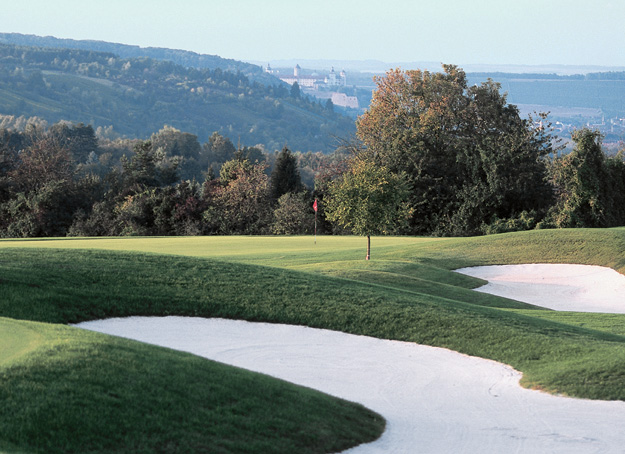 GOLFPLATZBAU Brehmer + Kooistra GmbH f&uuml;hrt alle anfallenden Arbeiten mit einem eingespielten Team aus.
