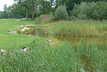 Ein Platz für höchste sportliche Ansprüche, gebaut mit der langjährigen Erfahrung von GOLFPLATZBAU Brehmer + Kooistra GmbH